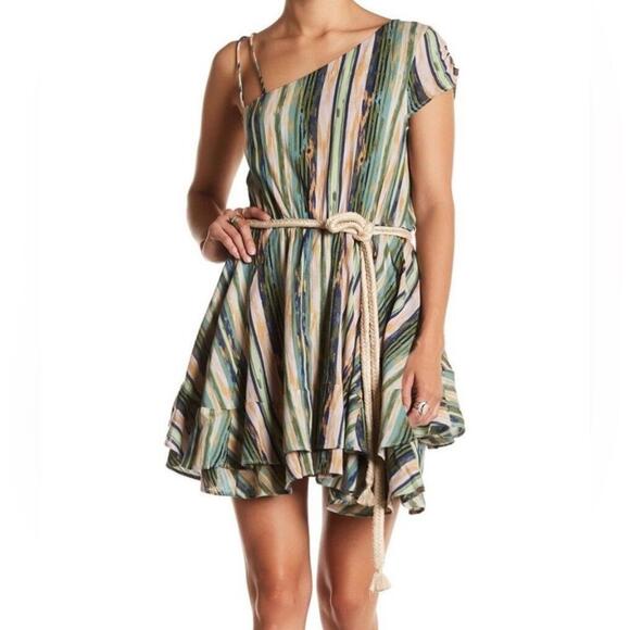 Free People Dresses & Skirts - Free People Asymmetrical Sleeveless Ruffle Stripe Short Mini Dress- Size XS